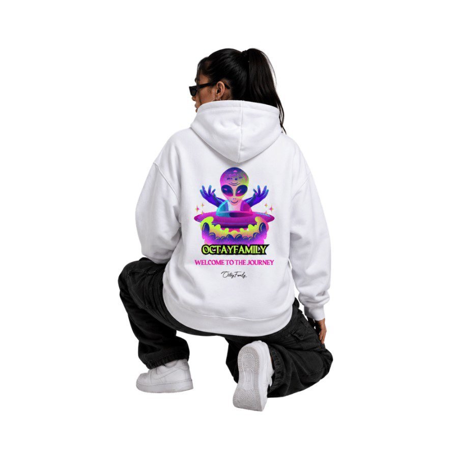 OCTAYFAMILY COSMIC JOURNEY | Polerón Blanco Streetwear - Imagen 3